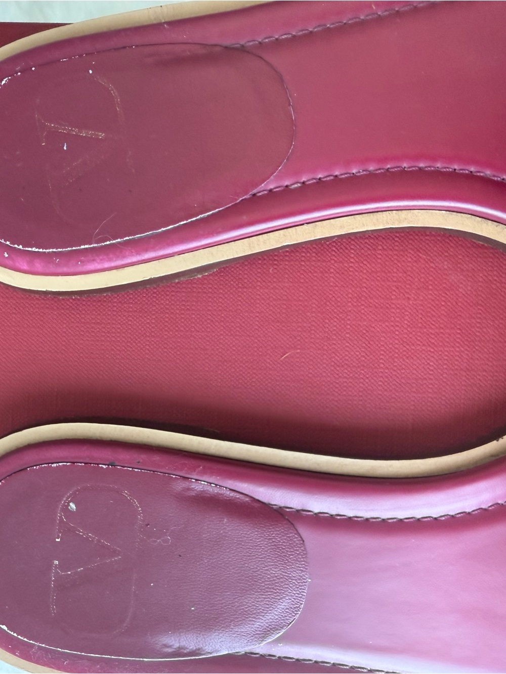 Authentic Valentino Garavani Burgundy Leather V-Logo Slide Mules - Picture 7 of 15